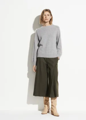 Band Collar Raglan Pullover in Medium Heather Grey