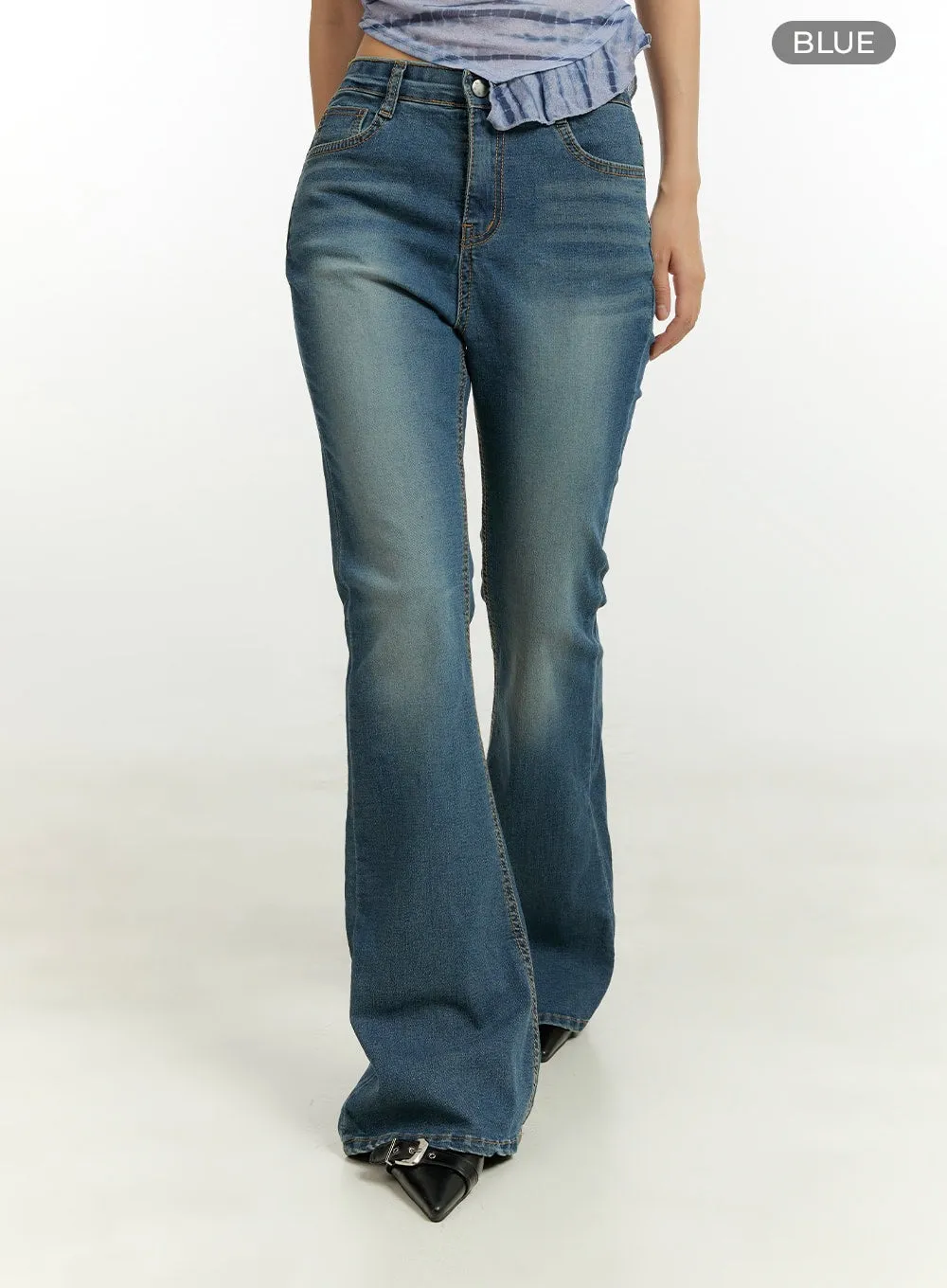 Basic Slim Fit Bootcut Jeans CU428