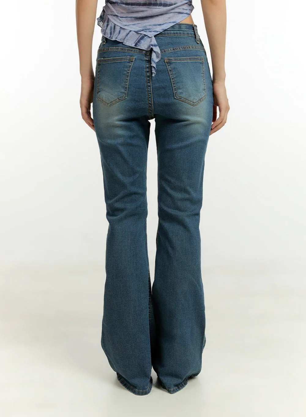 Basic Slim Fit Bootcut Jeans CU428