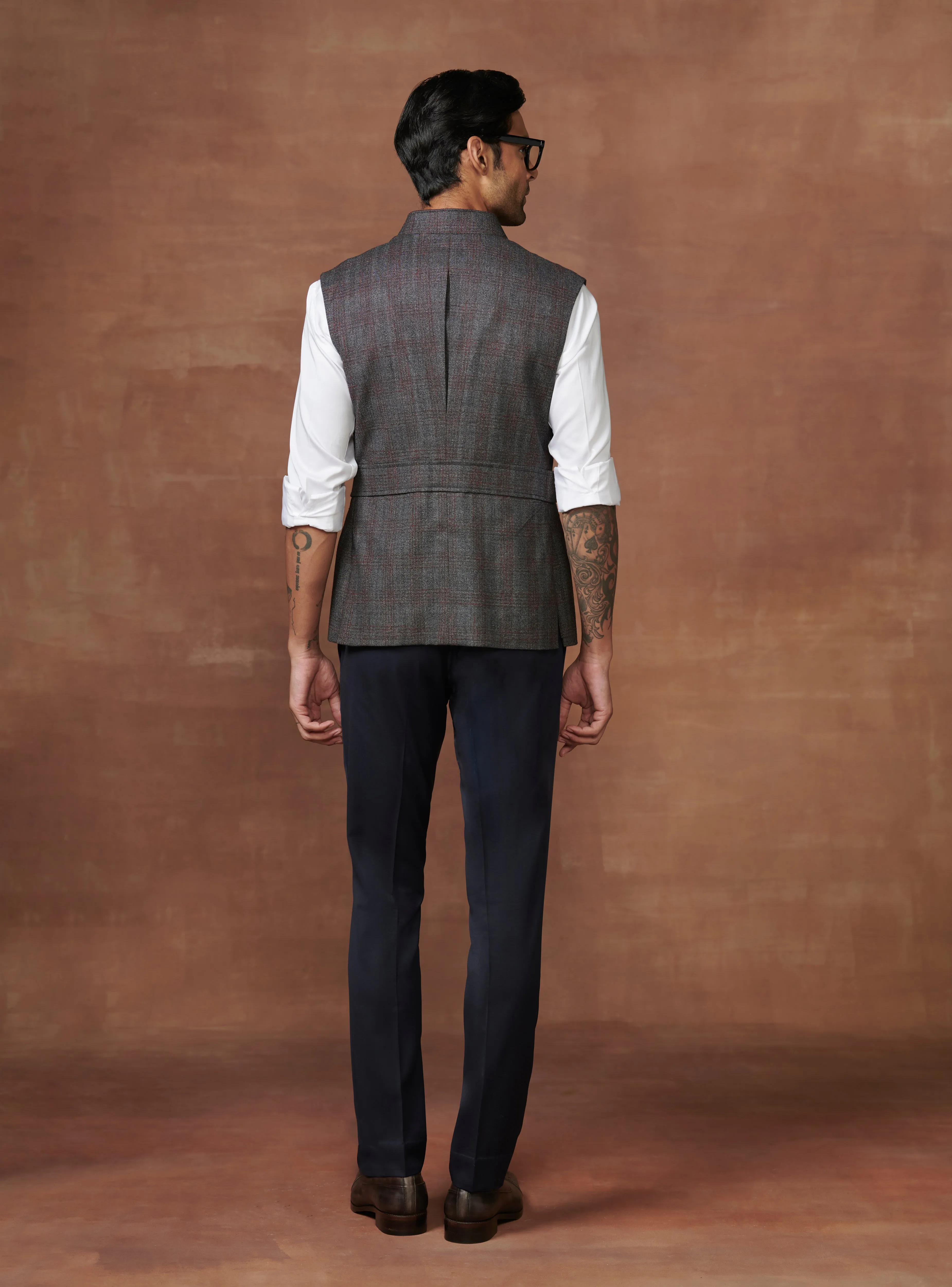 THE ASTUTE WOOLEN CHARM WAISTCOAT