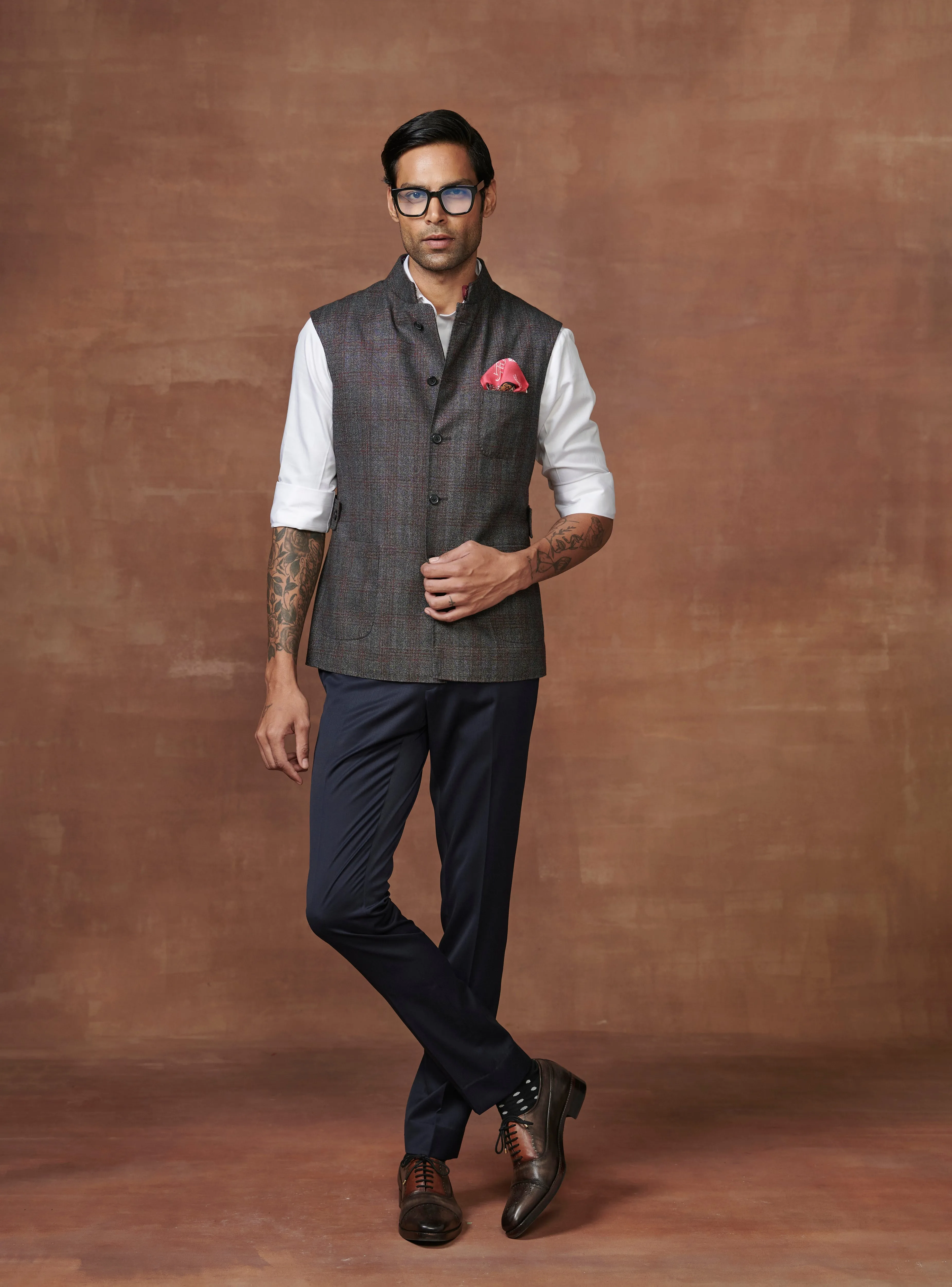 THE ASTUTE WOOLEN CHARM WAISTCOAT