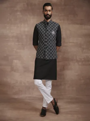 THE B&W ELEGANTE WAISTCOAT
