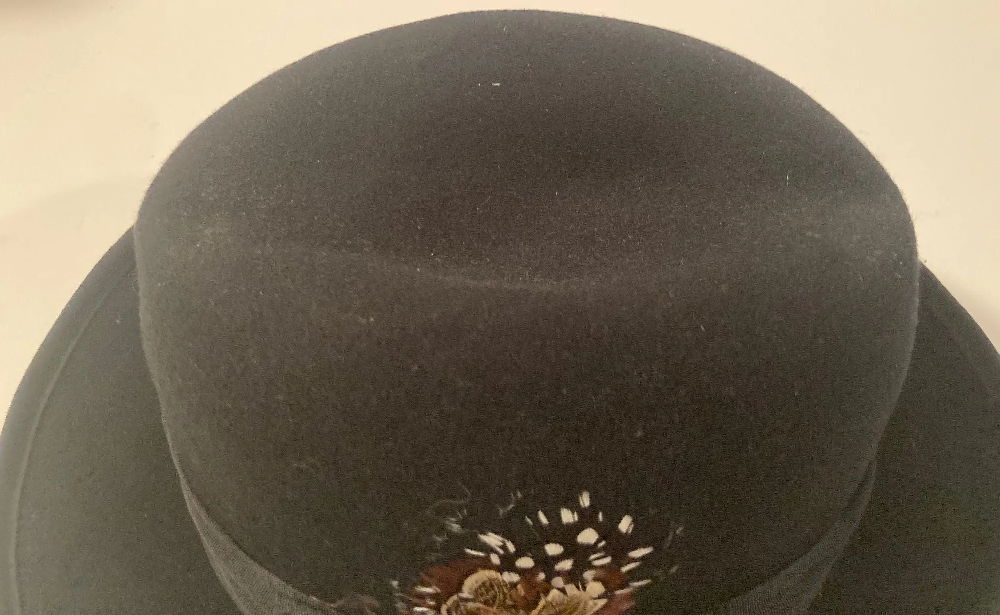 Vintage Mens Black Hat, Stacy Adams, Wool, Size M, Black Trim, Feathers, Nice, Quality, Cowboy, Western Wear, Rancher