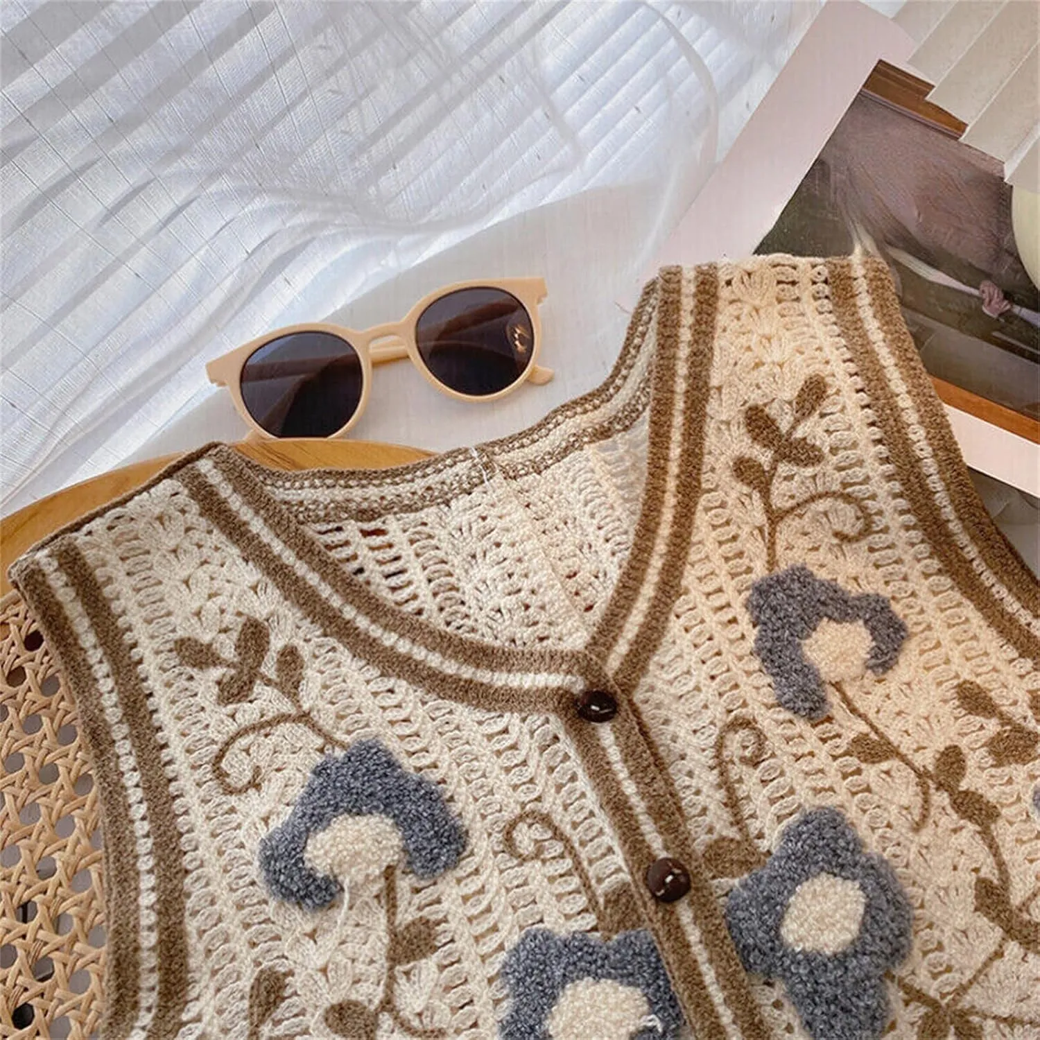 Womens Floral Print Sweater Vest Sleeveless V Neck Vintage Button Front Cardigan Crochet Crop Knit Vest Top